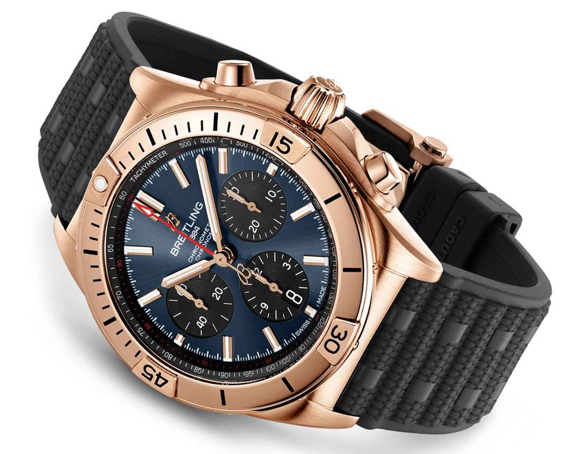 Часы Breitling Chronomat B01 42 Super Bowl LVIII Edition