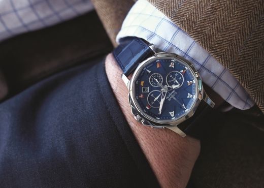 Corum Admiral Legend 42 и Corum Admiral Legend 42 Chronograph Corum Admiral Legend 42 и Corum Admiral Legend 42 Chronograph