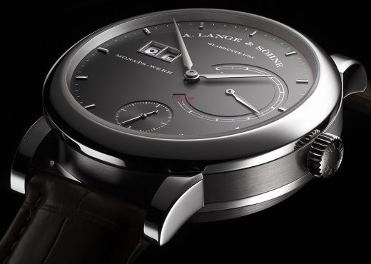 A. Lange & Sohne выпускает новую версию часов, работающих в течение месяца A. Lange & Sohne выпускает новую версию часов, работающих в течение месяца