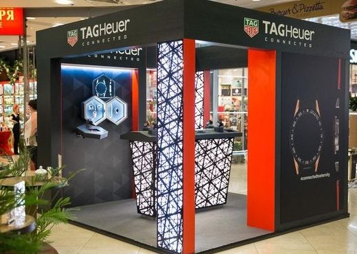 TAG Heuer Connected Modular 45 в pop-up store в ТРЦ «Европейский» TAG Heuer Connected Modular 45 в pop-up store в ТРЦ «Европейский»