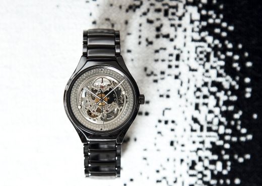 Часы Rado True Shadow меняют цвет в зависимости от освещения