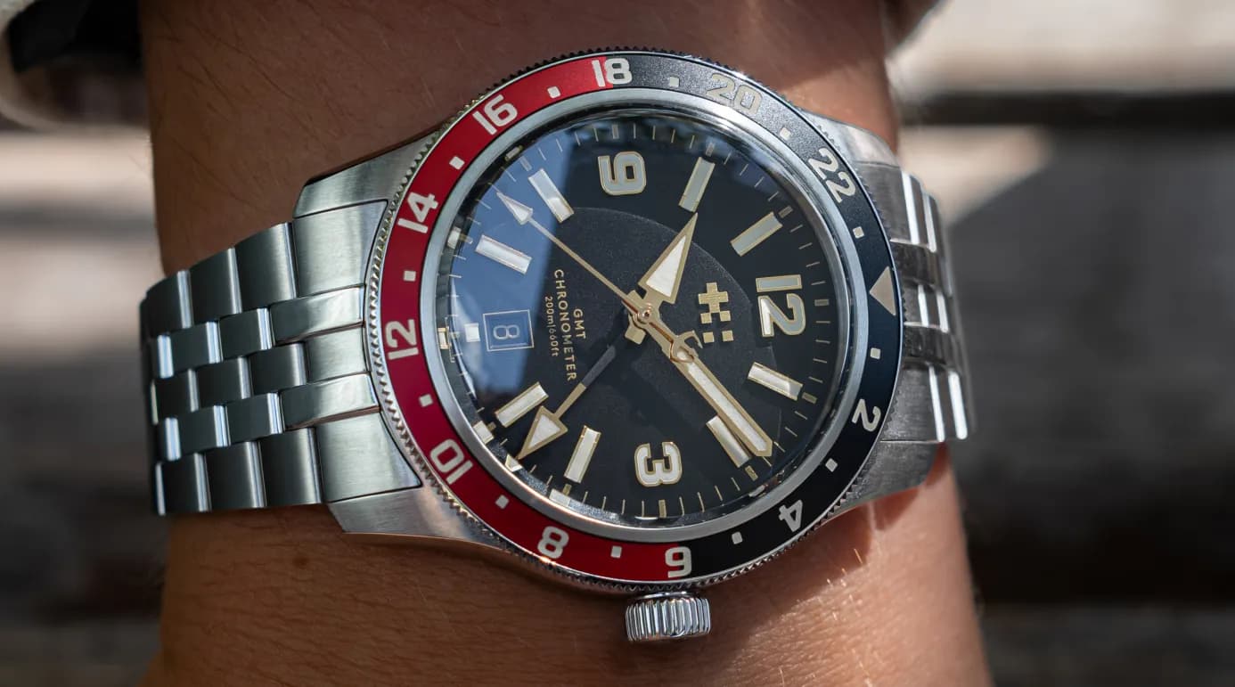 Новые цвета Trident Biscay GMT от Christopher Ward