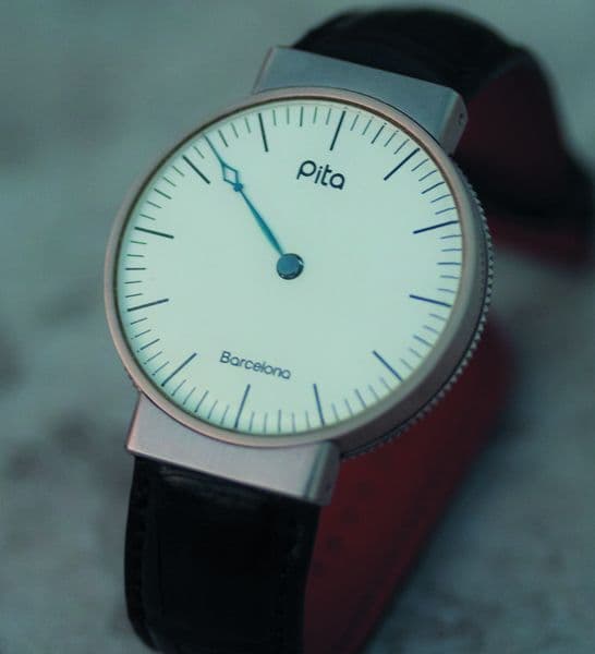 Часы Pita Minimal 