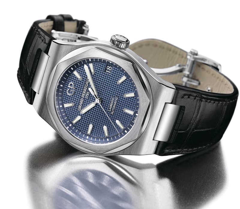 Часы Girard-Perregaux Laureato в стальном корпусе 42мм с автоматическим калибром GP01800, циферблат с узором Clou de Paris