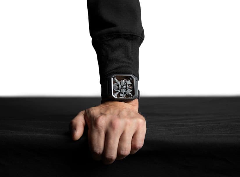 Часы Bell & Ross BR 01 Cyber Skull  