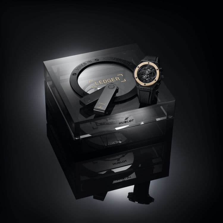 Часы Hublot Big Bang Unico Black Ceramic Ledger