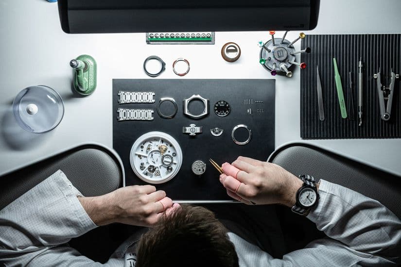 Британский часовой производитель Bremont получил новые инвестиции