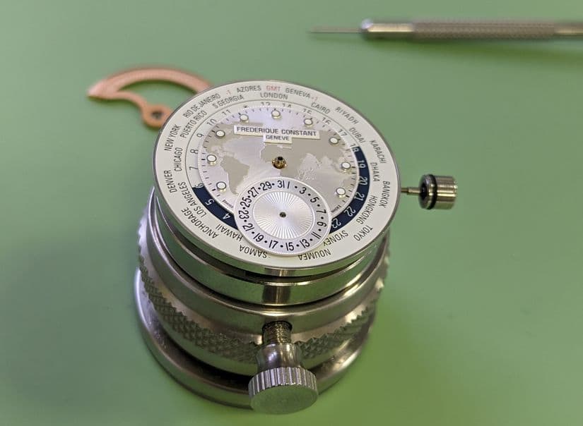 Часовой механизм Frederique Constant Worldtimer Manufacture