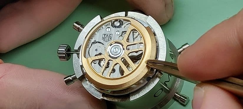 Механизм часов TAG Heuer Carrera Heuer-02