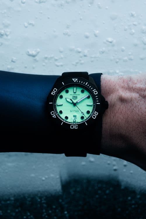 Часы Aquaracer Professional 300 Night Diver