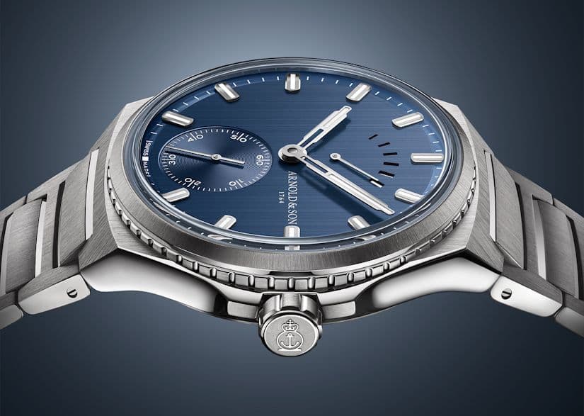 Часы Arnold & Son Longitude Titanium