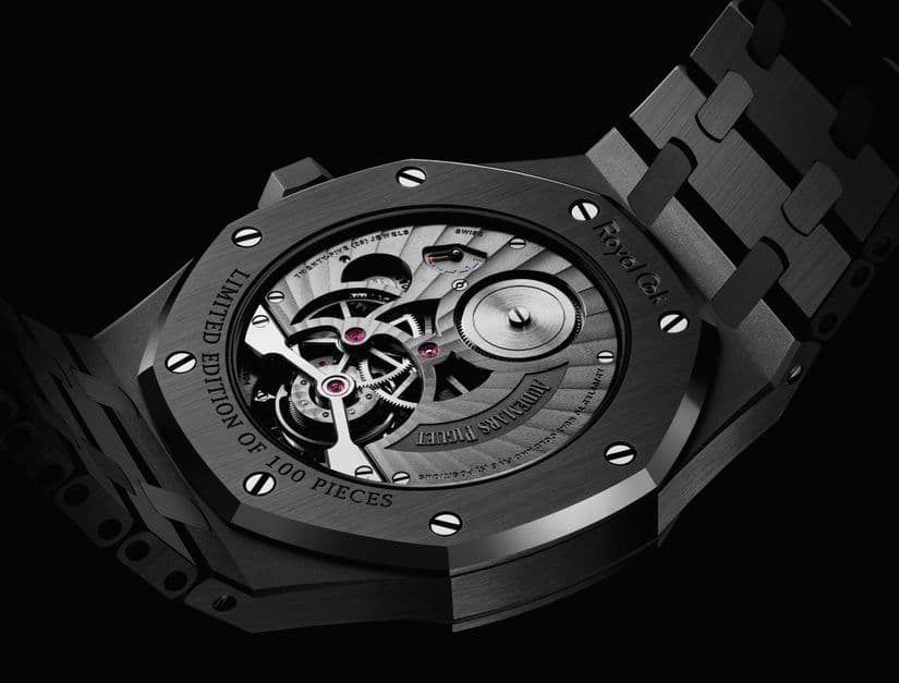  Часы Audemars Piguet Royal Oak из черной керамики