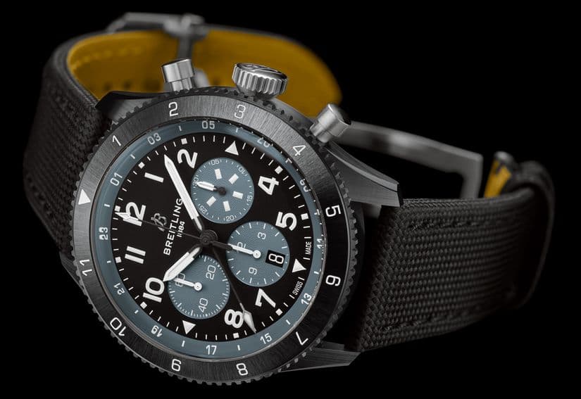 Часы Breitling_Super_AVI_B04_Chronograph_GMT_46_Mosquito_Night_Fighter