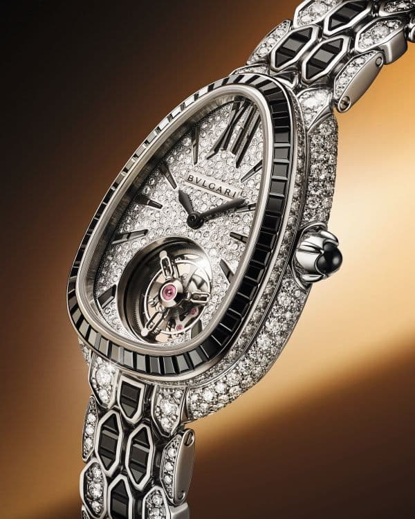 Часы Bvlgari Serpenti Seduttori Tourbillon