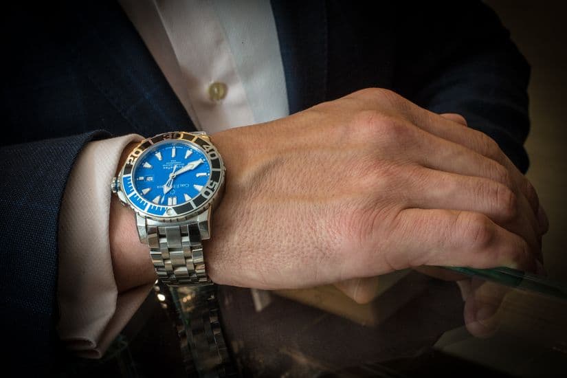 Часы Carl F. Bucherer