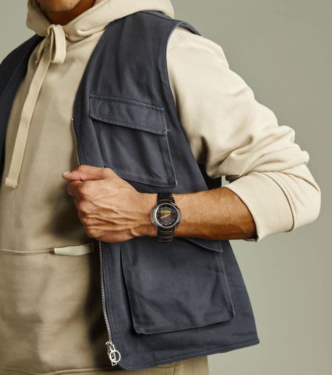 Часы Casio AWM-500GC-1A 