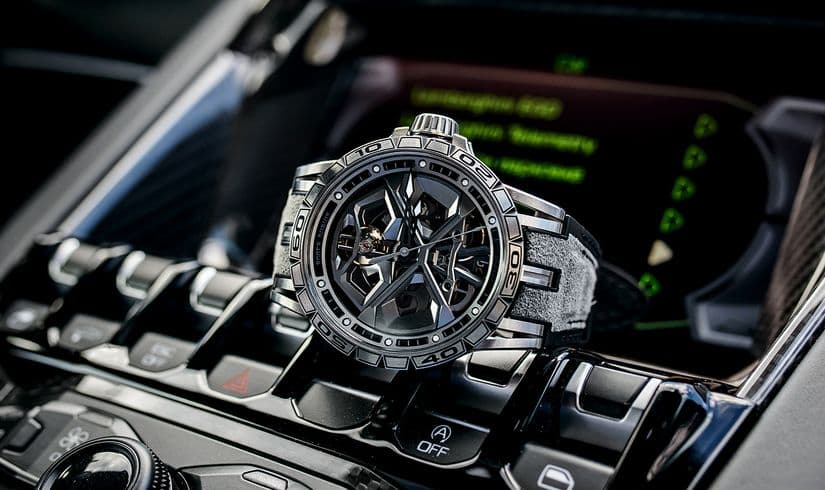Часы Roger Dubuis Excalibur Huracan