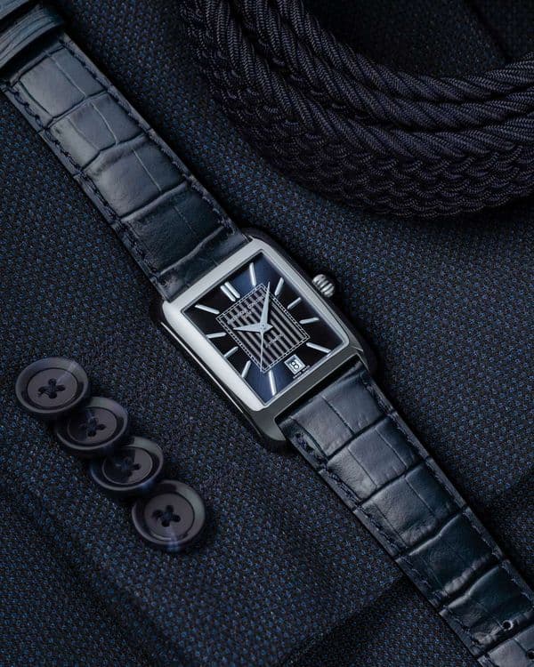 Часы Frederique Constant Classics Carree Automatic