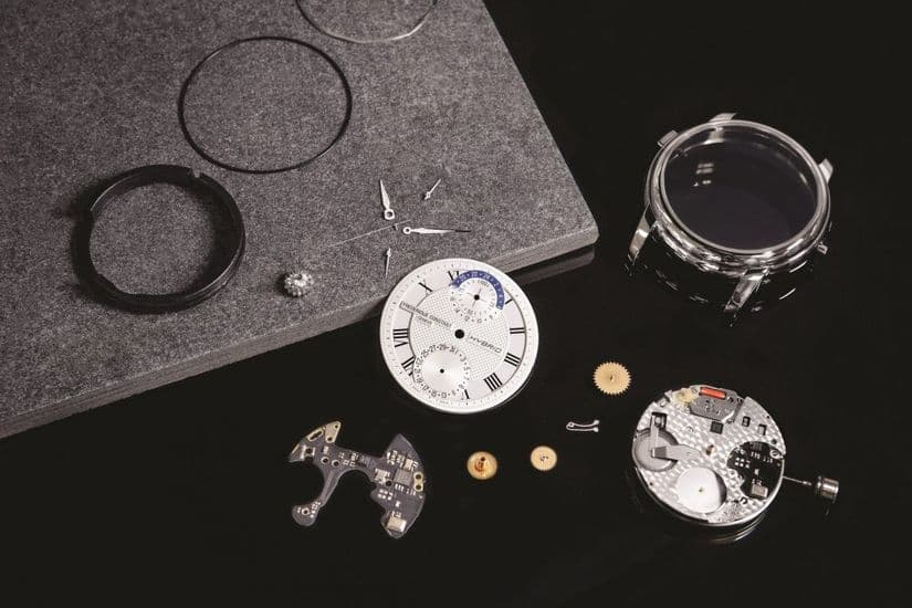 Часы Frederique Constant Hybrid Manufacture