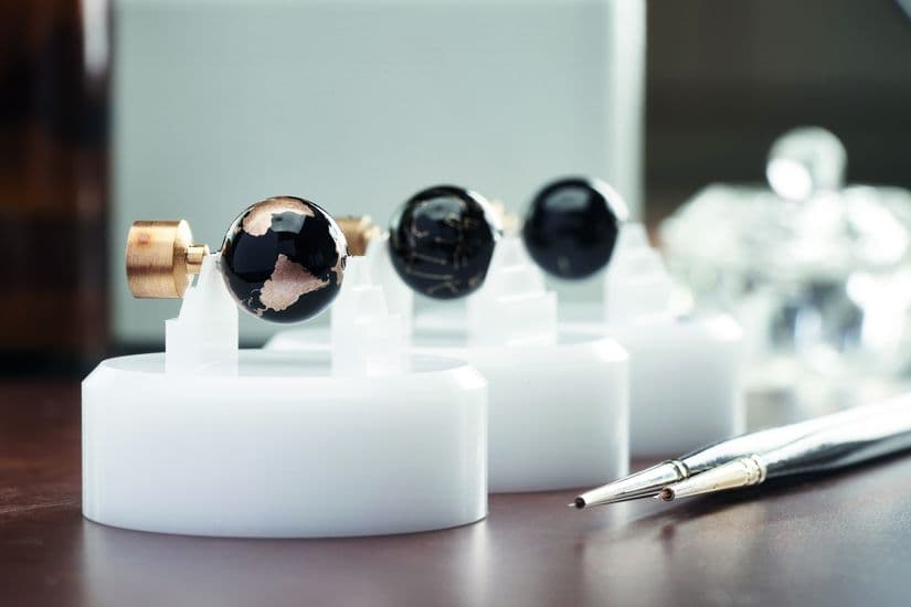 Часы Girard-Perregaux Cosmos Infinity Edition 