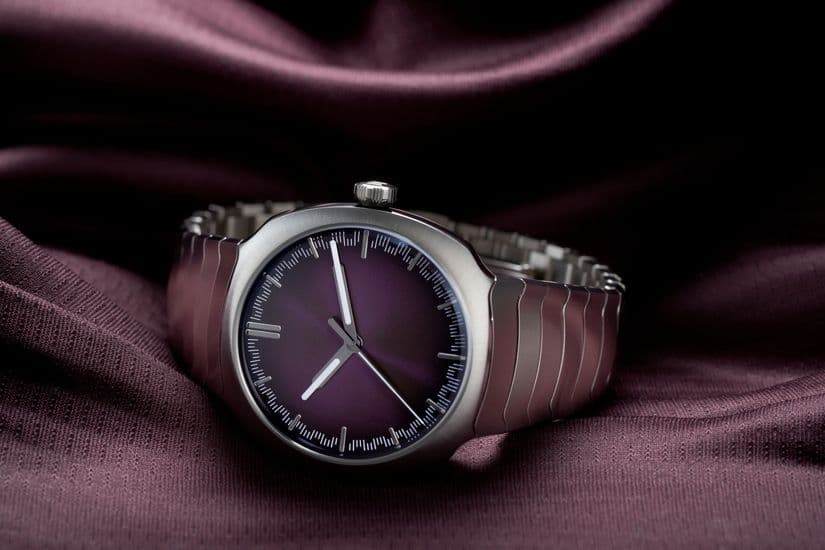 Часы H. Moser & Cie. Streamliner Centre Seconds Purple Haze