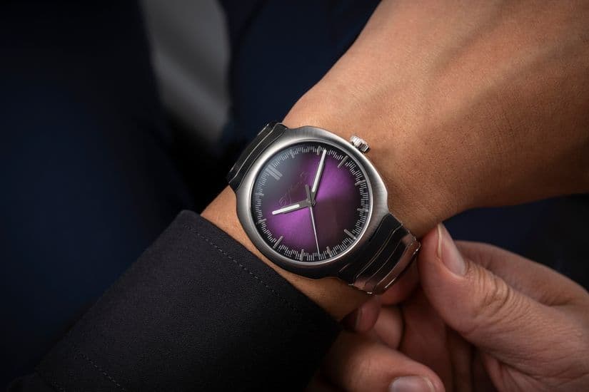 Часы H. Moser & Cie. Streamliner Centre Seconds Purple Haze