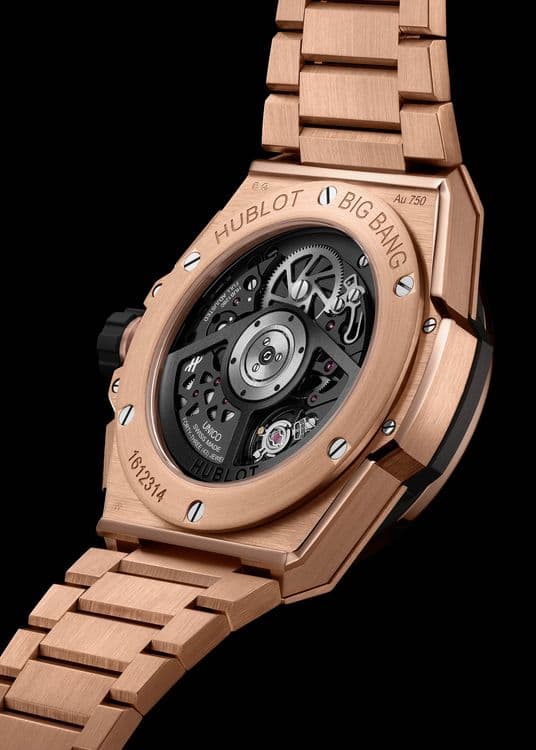 Часы Hublot_Big_Bang_Integrated_Gold_Rainbow 2023