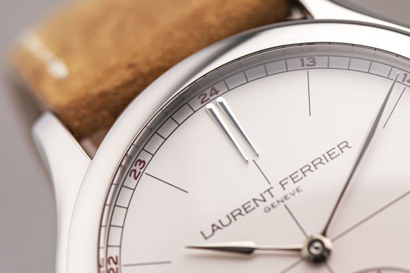 Часы Laurent Ferrier Classic Origin Opaline 