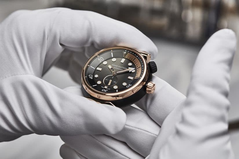 Часы Louis Vuitton Tambour Street Diver Black Blaze