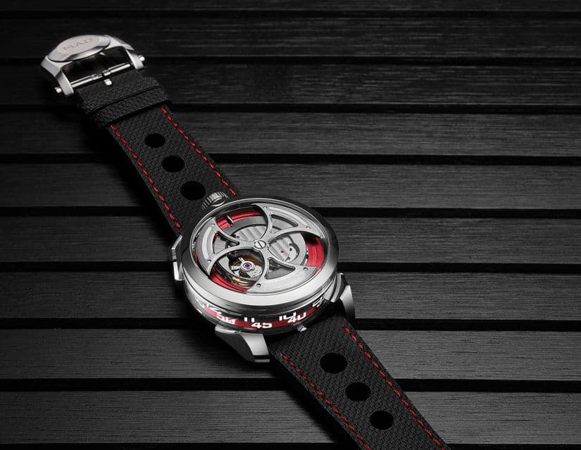 Часы M.A.D.1 Red