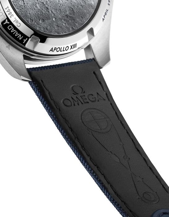 Часы Omega Speemaster Silver Snoopy Award