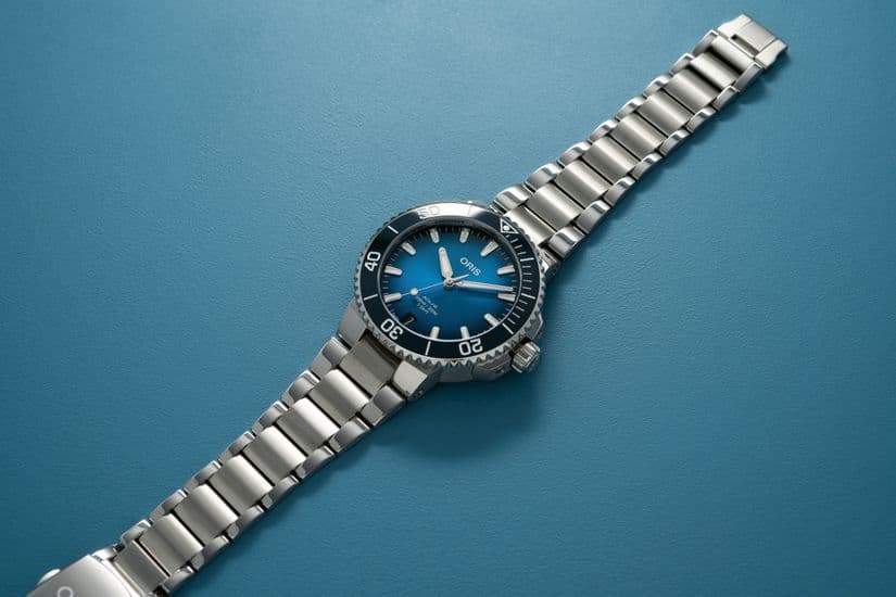Часы Oris Aquis Date 2021