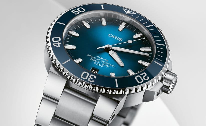 Часы Oris Aquis Date Calibre 400