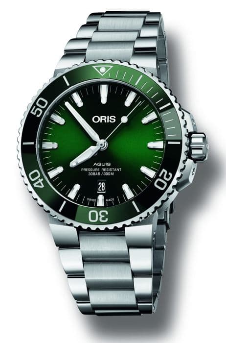 Часы Oris Aquis в поддержку NHS Charities Together
