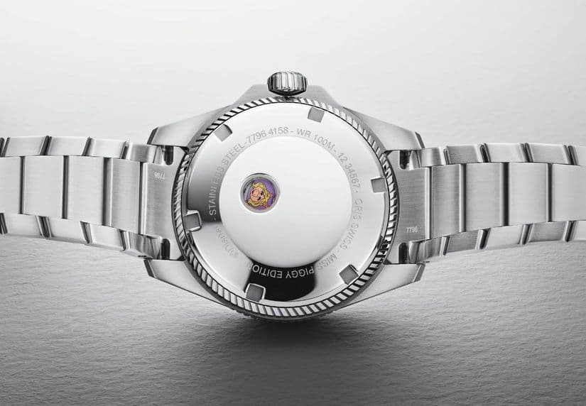 Часы Oris ProPilot X Miss Piggy Edition