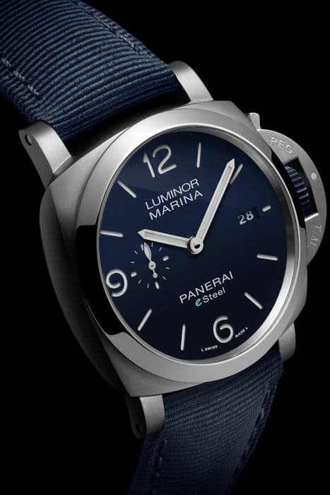 Часы Panerai Luminor Marina eSteel