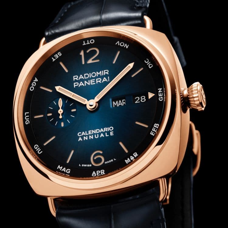 Часы Panerai Radiomir Calendario Annuale Goldtech PAM01363