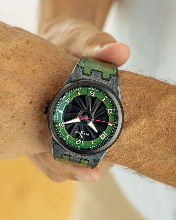Часы Perrelet Turbine Carbon Forest Green 