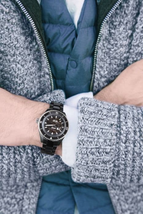 Часы Rado Captain Cook High-Tech Ceramic