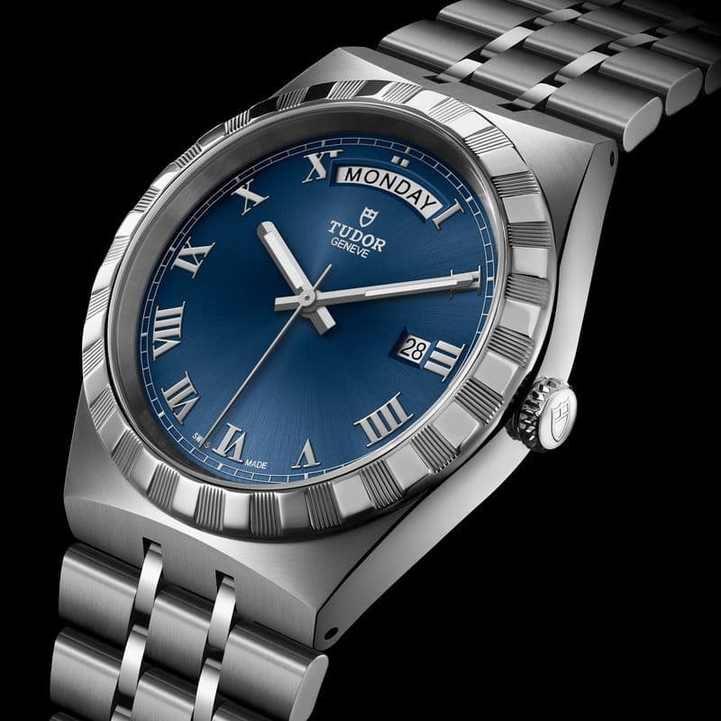 Часы Tudor Royal