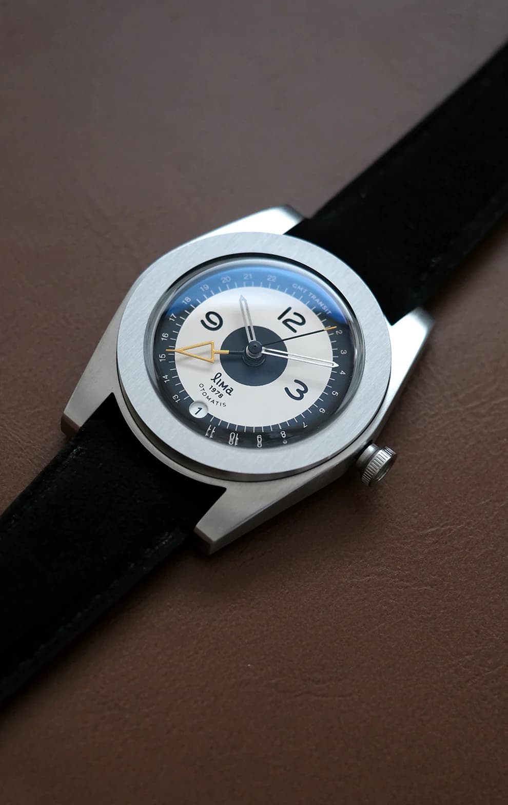 Lima Watch GMT Transit Tuxedo и GMT Transit Reversed Tuxedo