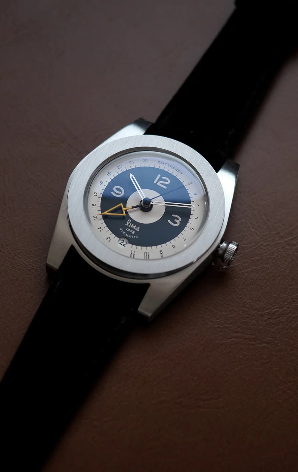 Lima Watch GMT Transit Tuxedo и GMT Transit Reversed Tuxedo