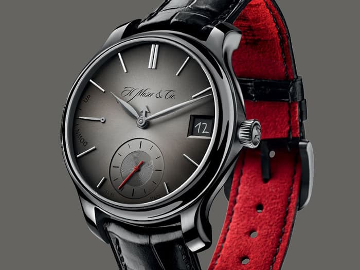 H. Moser & Cie Endeavour Perpetual Calendar в титановом корпусе