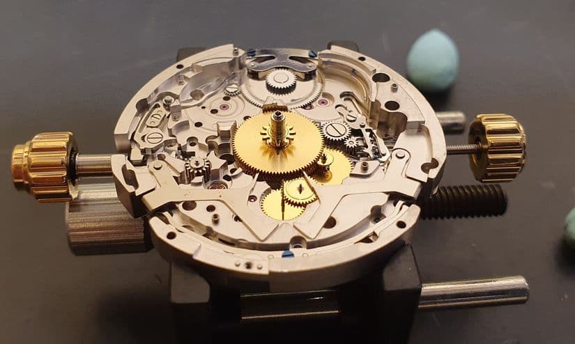 Механизм часов Ulysse Nardin Sonata