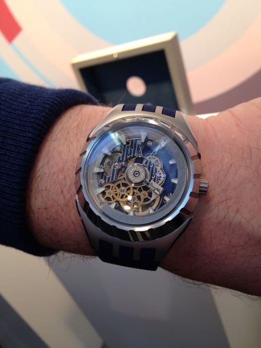 Часы Swatch  FlyMagic