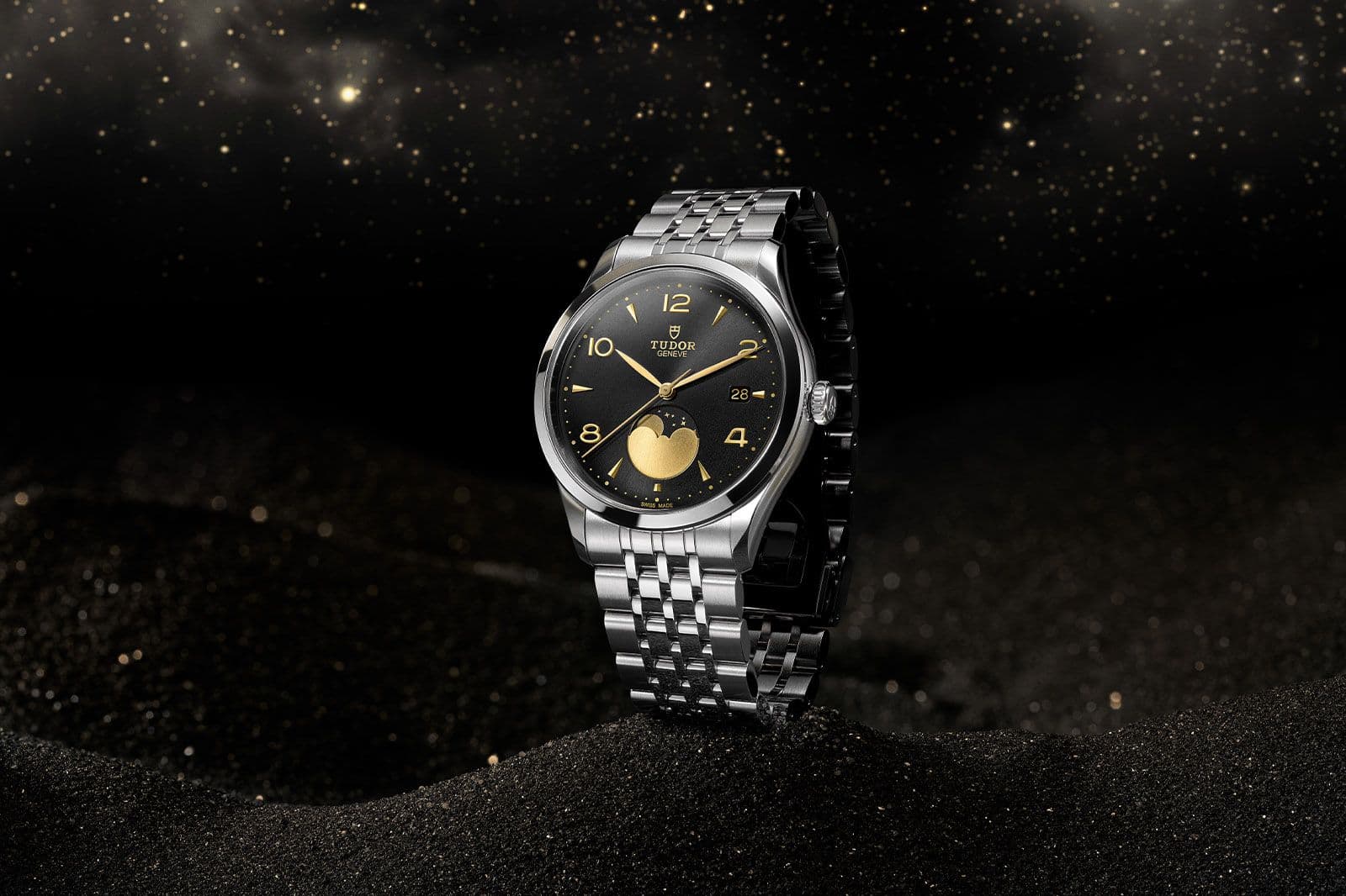 Часы Tudor 1926 Luna
