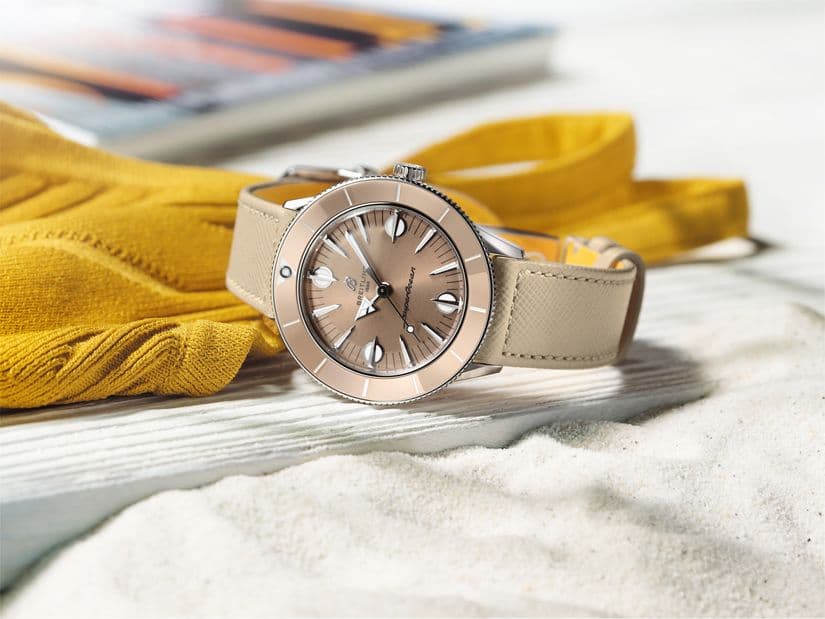 Женские часы Breitling Superocean Heritage ’57 Pastel Paradise
