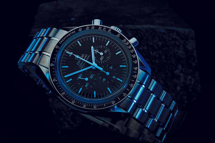 Часы Omega Speedmaster Moonwatch Professional