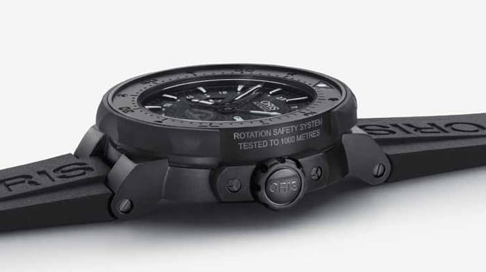 Часы Oris Force Recon GMT