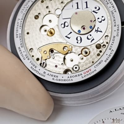 Lange 1 Time Zone 